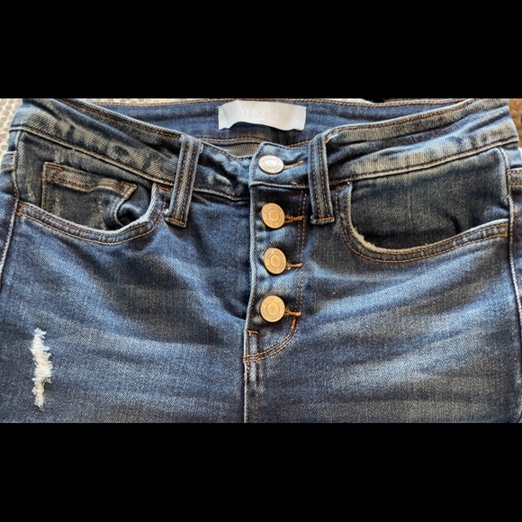 Jeans - Picture 1 of 3